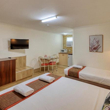 Bryants Motel Roma Ngoại thất bức ảnh